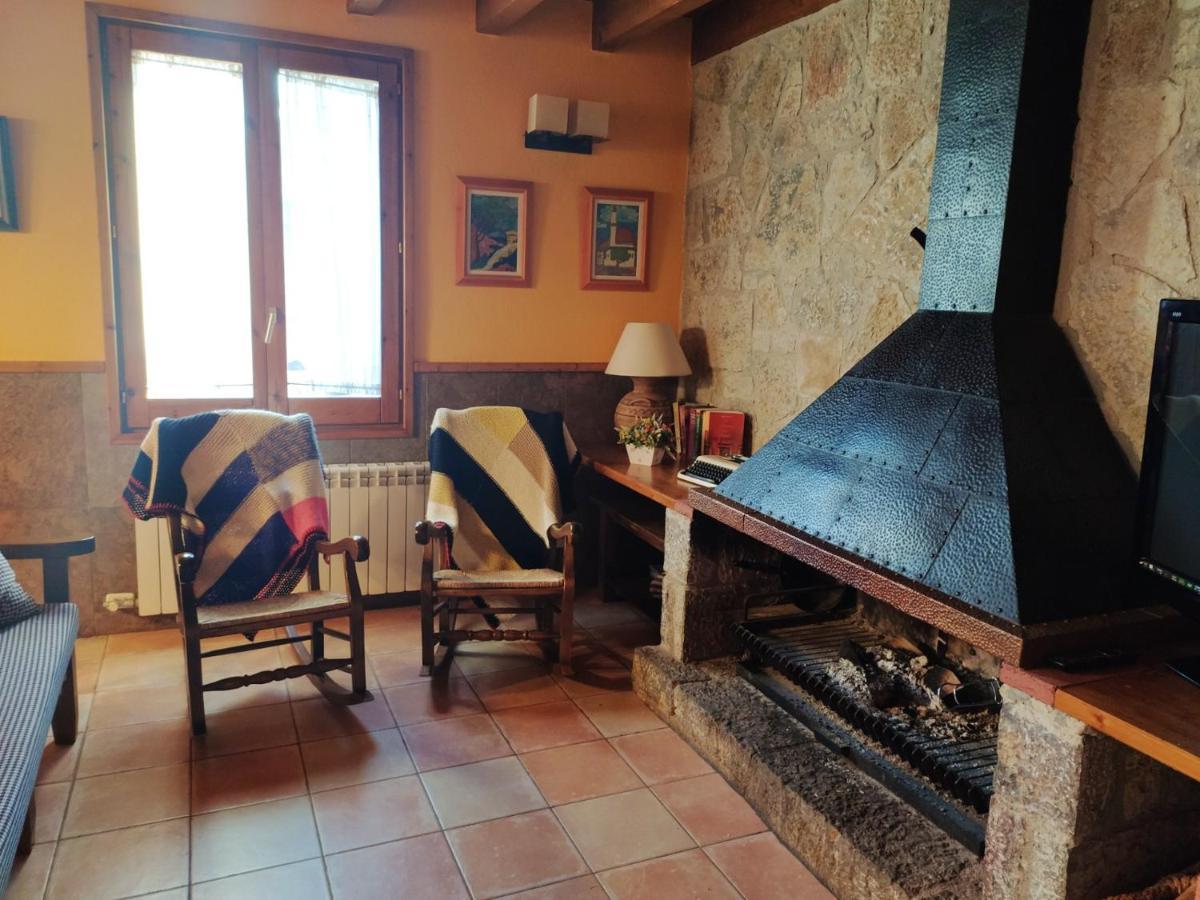 Spacious House In Ogassa With Terrace And Bbq Εξωτερικό φωτογραφία